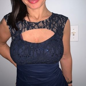 Betsey And Adam long flattering dress